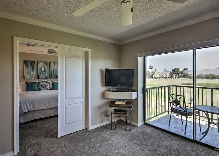 Hébergement de vacances Havasu Getaway W/ Golf Course & Views! Lake Havasu City